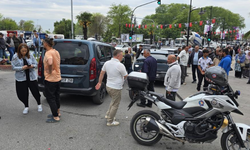 Beton mikseri ile hafif ticari araç çarpıştı!