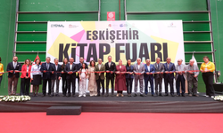 Eskişehir Kitap Fuarı EFKM'de başladı