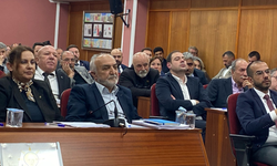 AK Partili Kepez: “Siz satınca güzel de AK Parti satınca neden kötü?”