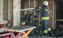 Apartman deposunda korkutan yangın!