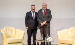 İlber Ortaylı, Eskişehir'de Yunus Emre'yi anlattı