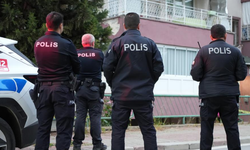 Evinin penceresinden düşen yaşlı adam öldü!