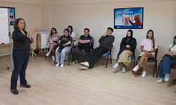 Tepebaşı'ndan gençlere yönelik farkındalık eğitimi
