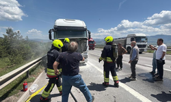 Tır, TEM Otoyolu’nda alev aldı!