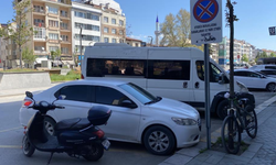 Eskişehir'de duraklar otoparka dönüştü!