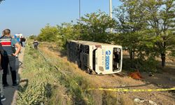 Bayram sabahında yolcu otobüsü devrildi: 1 ölü, 23 yaralı
