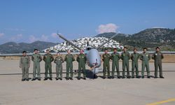 Türkiye'nin gururu İHA-SİHA pilot ve yer destek ekibi bayramda görev başında
