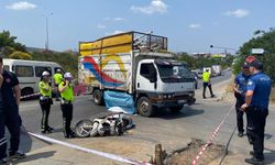 Kamyonete çarpan motosikletli hayatını kaybetti