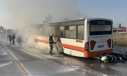 Eskişehir'de yolcu otobüsü yandı