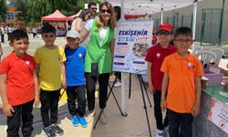 Eskişehir Vali Münir Raif İlkokulun ‘STEM Şenliği' etkinliğinde