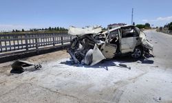 Tır otomobile çarptı: Yaralılar var!