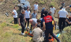 Otomobil şarampole devrildi: 4 yaralı