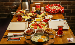 Eskişehir'de serpme kahvaltı tartışması!