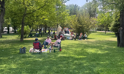 Güneşi gören Eskişehirliler parklara koştu!