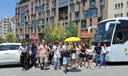 Eskişehir’e turist akını: Öğrenciler şehri doldurdu