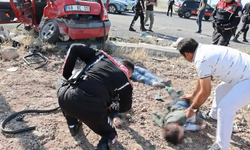 Sınav yolunda feci kaza: 1 ölü, 8 yaralı