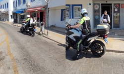 Kimliğini unutan öğrenciye polis yetişti, sınava dakikalar kala girebildi