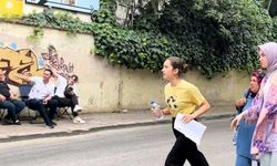 YKS’de dakikalarla yarış film sahnesini aratmadı 1 dakika kala böyle yetişti