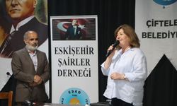 Eskişehir Çifteler'de Şiir ve Türkü Gecesi