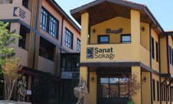 Eskişehir’de çizim atölyesi: Sanatseverler Sanat Sokağı’nda buluşuyor