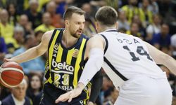 Fenerbahçe, final serisinde 2-0 öne geçti