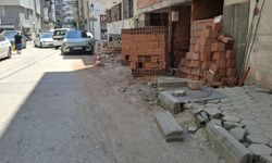 Eskişehir’de kaldırıma inşaat engeli