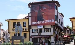 Deniz Kalkan’dan Odunpazarı’nın kalbine İmamoğlu posteri