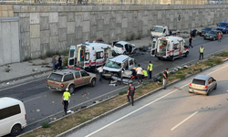 Zincirleme trafik kazası: 9 yaralı