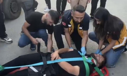 Otomobil ile motosiklet çarpıştı: 1 yaralı