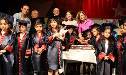 Başkan Ünlüce miniklerin mezuniyet heyecanına ortak oldu