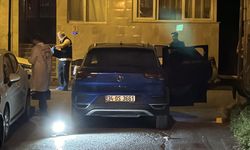 Otomobil sürücüsü, yanında oturan şahıs tarafından silahla öldürüldü