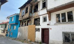Odunpazarı’nda sabır taştı: Metruk evler mahalleyi canından bezdirdi!