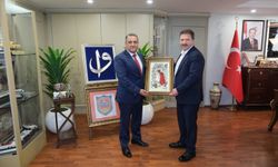 İbrahim İzmir'den Mehmet Yiğiner'e ziyaret
