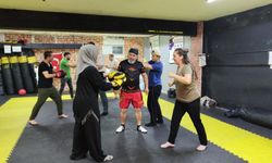 Aileleri kickboks etkinliğinde buluşturdu
