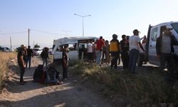 Tarım işçilerini taşıyan minibüs takla attı: 9 yaralı