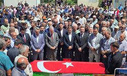 Trafik kazasında hayatını kaybeden belediye başkanı, son yolculuğuna uğurlandı