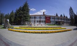 Anadolu Üniversitesi Hukuk Fakültesi, Türk adalet sistemine nitelikli mezunlar kazandırıyor