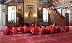 Eskişehir AKUT'tan orman yangını şehitleri için mevlit programı