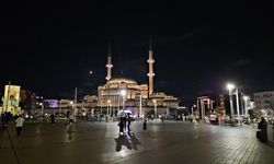 90 bin camide kuraklık, doğal afetler ve şehitler için dualar edildi