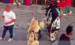 4 kadın çantaları inceleme bahanesiyle hırsızlık yaptı!