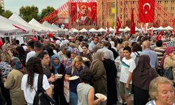 15 Temmuz’da Eskişehir Valilik Meydanı doldu taştı