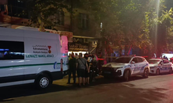 Yemek yerken çıkan tartışmada karısını öldürdü