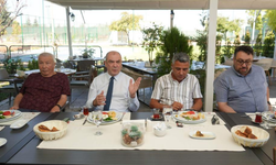 Fikir sofrası buluşmaları devam ediyor