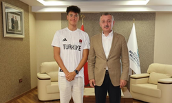 Avrupa'da üst üste altın madalya kazandı