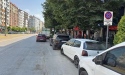 Eskişehir'de otobüs durakları işgal ediliyor