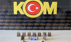Kendilerini MİT mensubu ve komiser olarak tanıtan 2 dolandırıcı tutuklandı