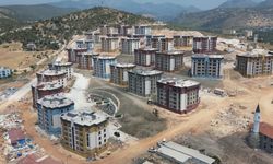Kozan’da TOKİ tarafından inşa edilen deprem ve sosyal konutlarında sona gelindi