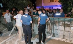 "Tapulu arsam" diye yolu beton duvar ile kapatınca mahalleli isyan etti