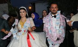 Van’da geline 2 kilo altın, damada 6 buçuk milyon TL takıldı