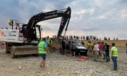 Off-road yarışlarında yürekler ağza geldi: 2 araç devrildi